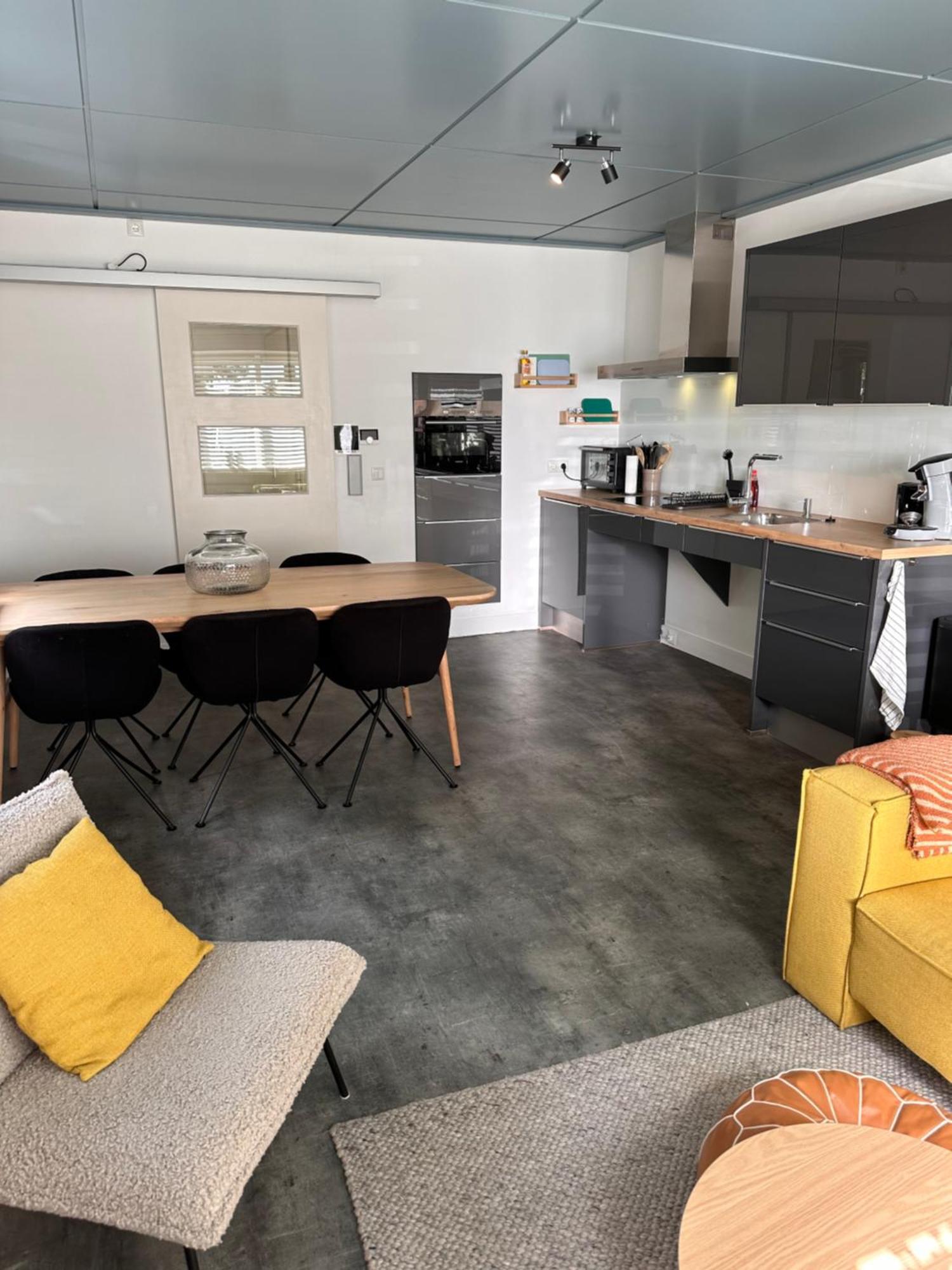 B&B Het Kleine Huisje Emmen Eksteriør billede