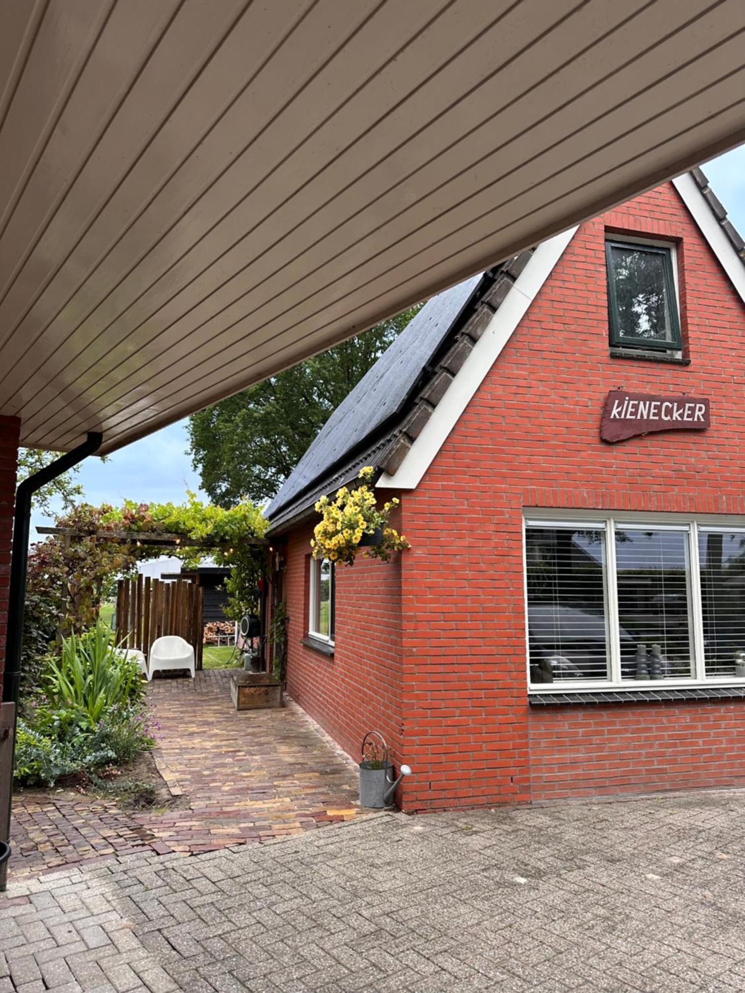 B&B Het Kleine Huisje Emmen Eksteriør billede