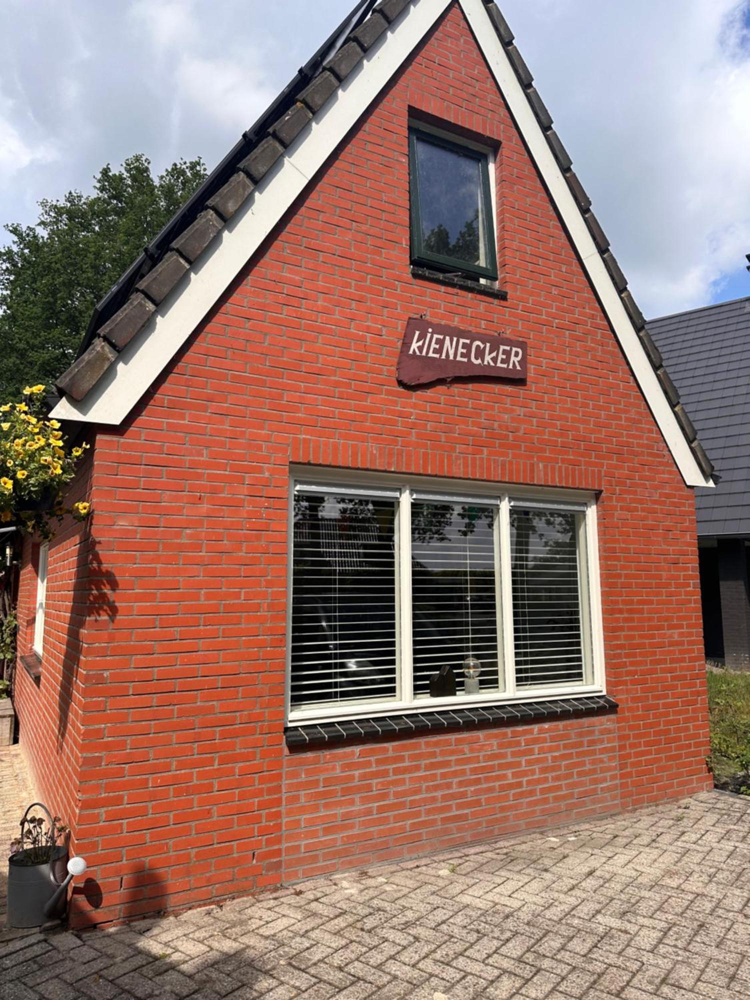 B&B Het Kleine Huisje Emmen Eksteriør billede